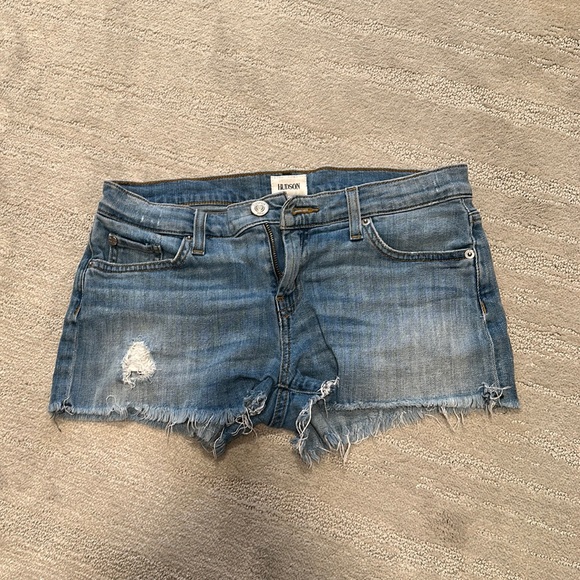 Hudson Kenzie Cut Off Shorts - Picture 6 of 9